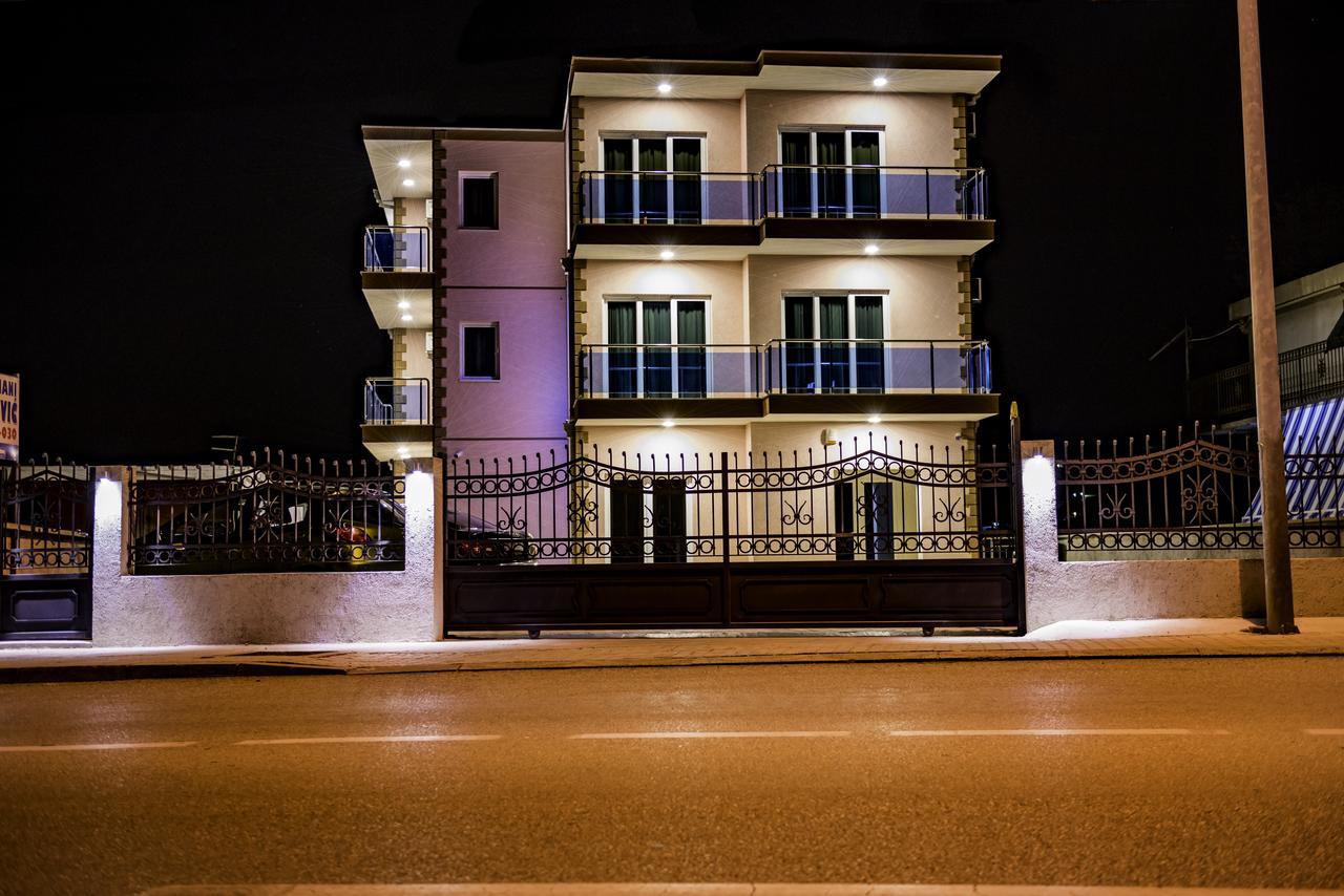 Apartments Krstovic 수토모레 외부 사진