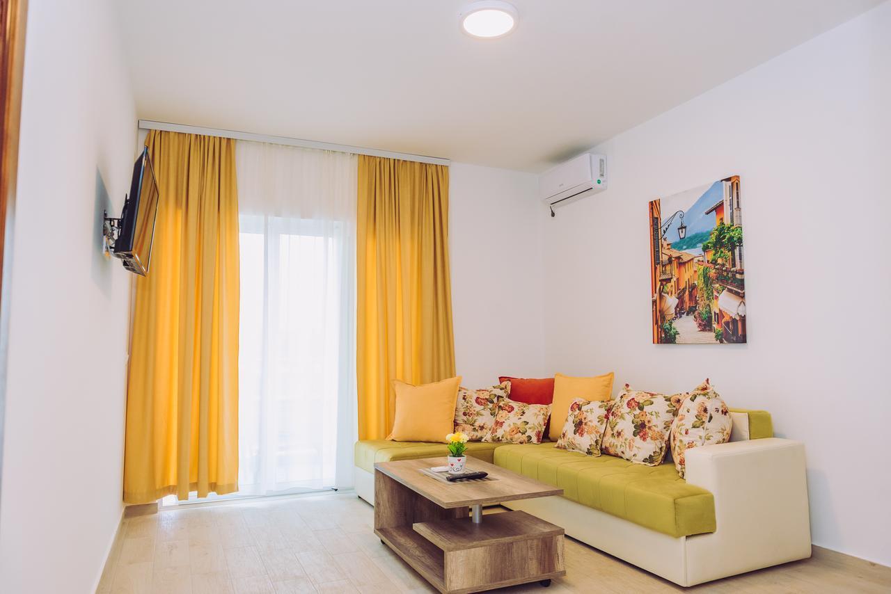 Apartments Krstovic 수토모레 외부 사진