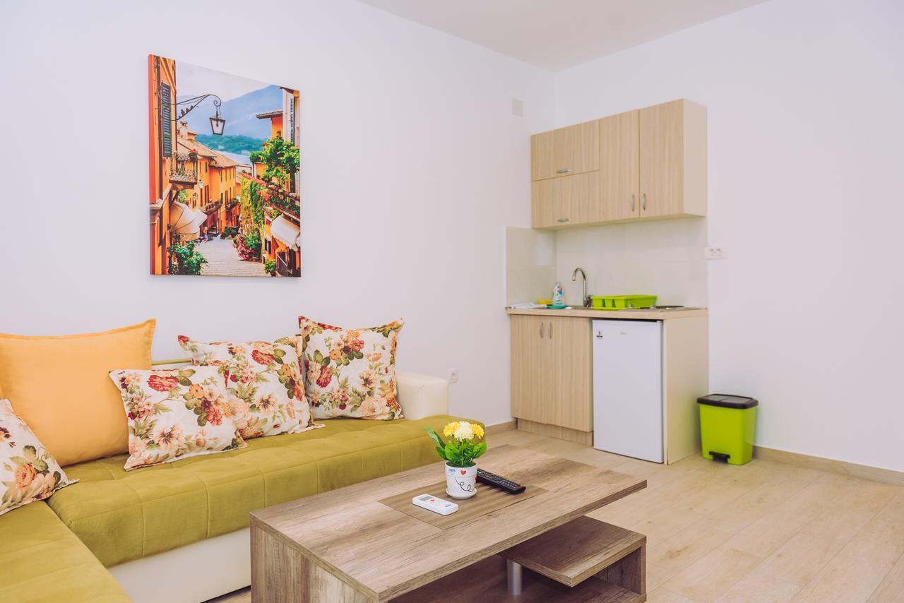 Apartments Krstovic 수토모레 외부 사진