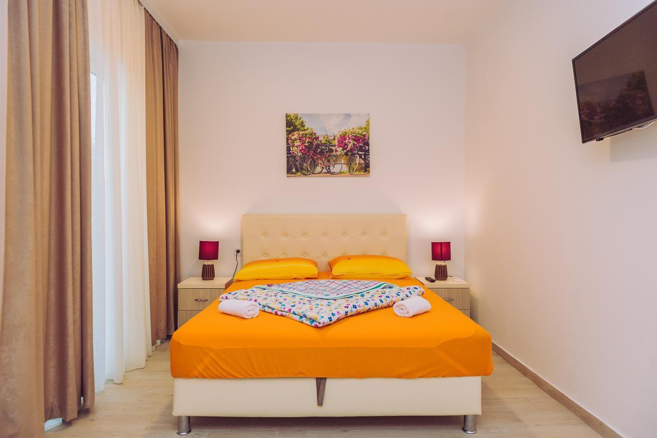 Apartments Krstovic 수토모레 외부 사진