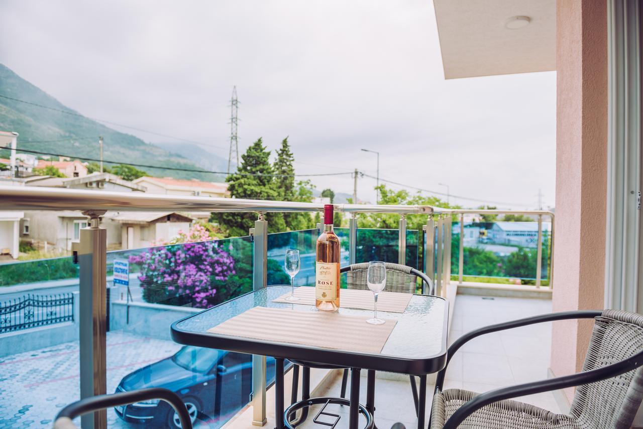 Apartments Krstovic 수토모레 외부 사진
