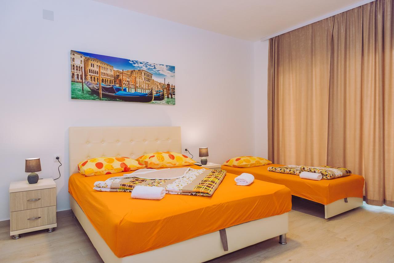 Apartments Krstovic 수토모레 외부 사진
